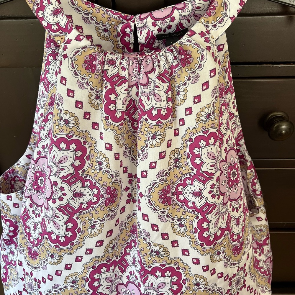 Ann Taylor Pink and Purple Patterned Blouse - Picture 3 of 5